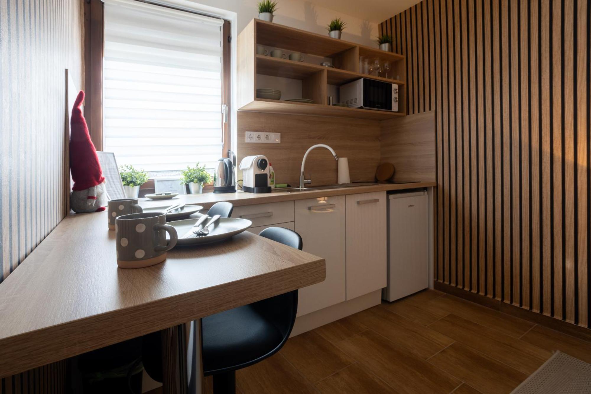 Rp Apartmanhaz 代姆延 外观 照片